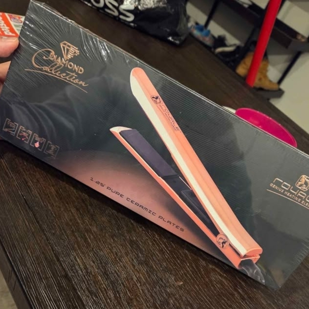NWB - Diamond Collection Hair Straightner - Picture 6 of 6